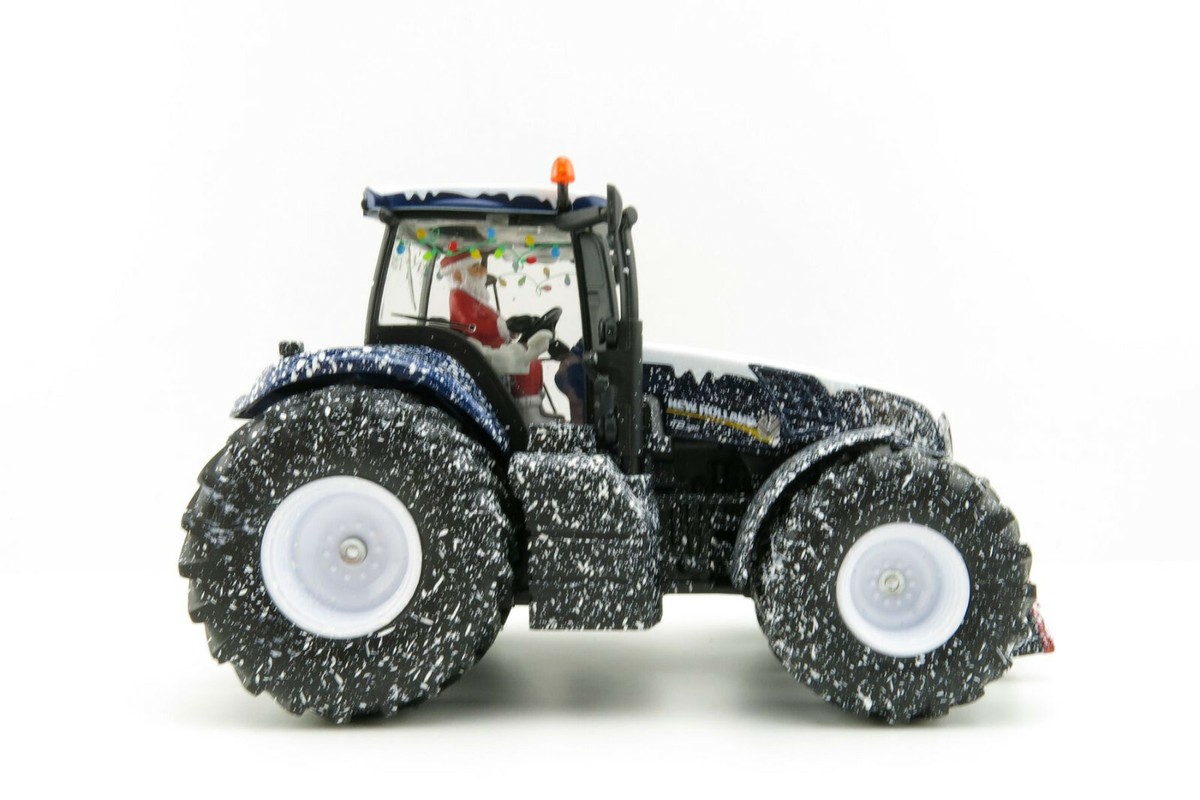 Siku 3220 - Christmas Tractor New Holland T8.390 - Limited Edition