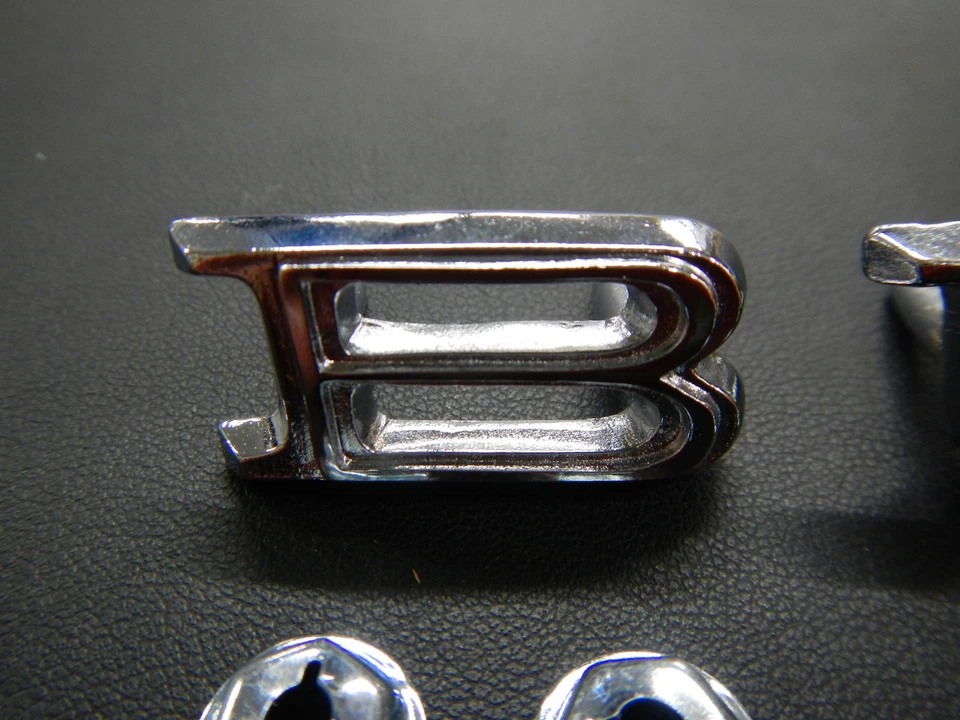 66 68 69 70 Buick Skylark Special Hood Letters "BUICK" 1966 1968 1969 1970 NUEVO Foto 2 de 4