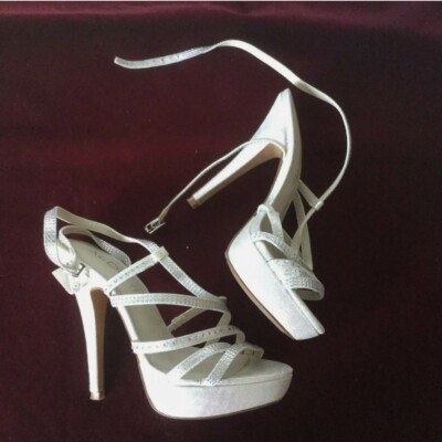 ALDO SILVER PLATFORM STILETTOS w RHINESTONES-SZ 6 M-UNBEATABLE PRICES