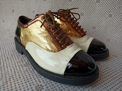 Chanel Tri Color Patent Leather Cap Toe Lace-up Oxfords 37C Chanel Tri Color Patent Leather Cap Toe Lace-up Oxfords 37C
