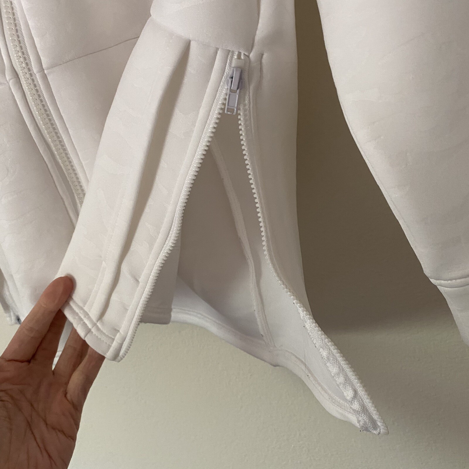 FABLETICS Lotta Removable Hood Jacket Full Zip Ic… - image 9