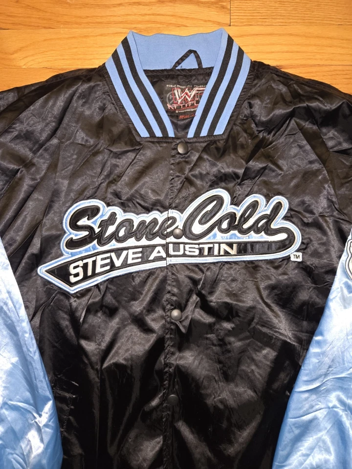 Chaqueta de satén Stone Cold Steve Austin WWF Attitude 1999 talla XL... Foto 2 de 4