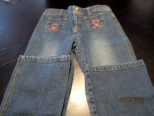 JEANS PARA NIÑA FADED GLORY STRETCH BOOTCUT TALLA 14 CON CORAZONES EN BOLSILLOS