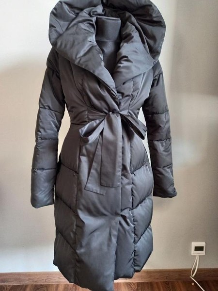 Women Anya Hindmarch Puffer Black Down 36 / S / 44