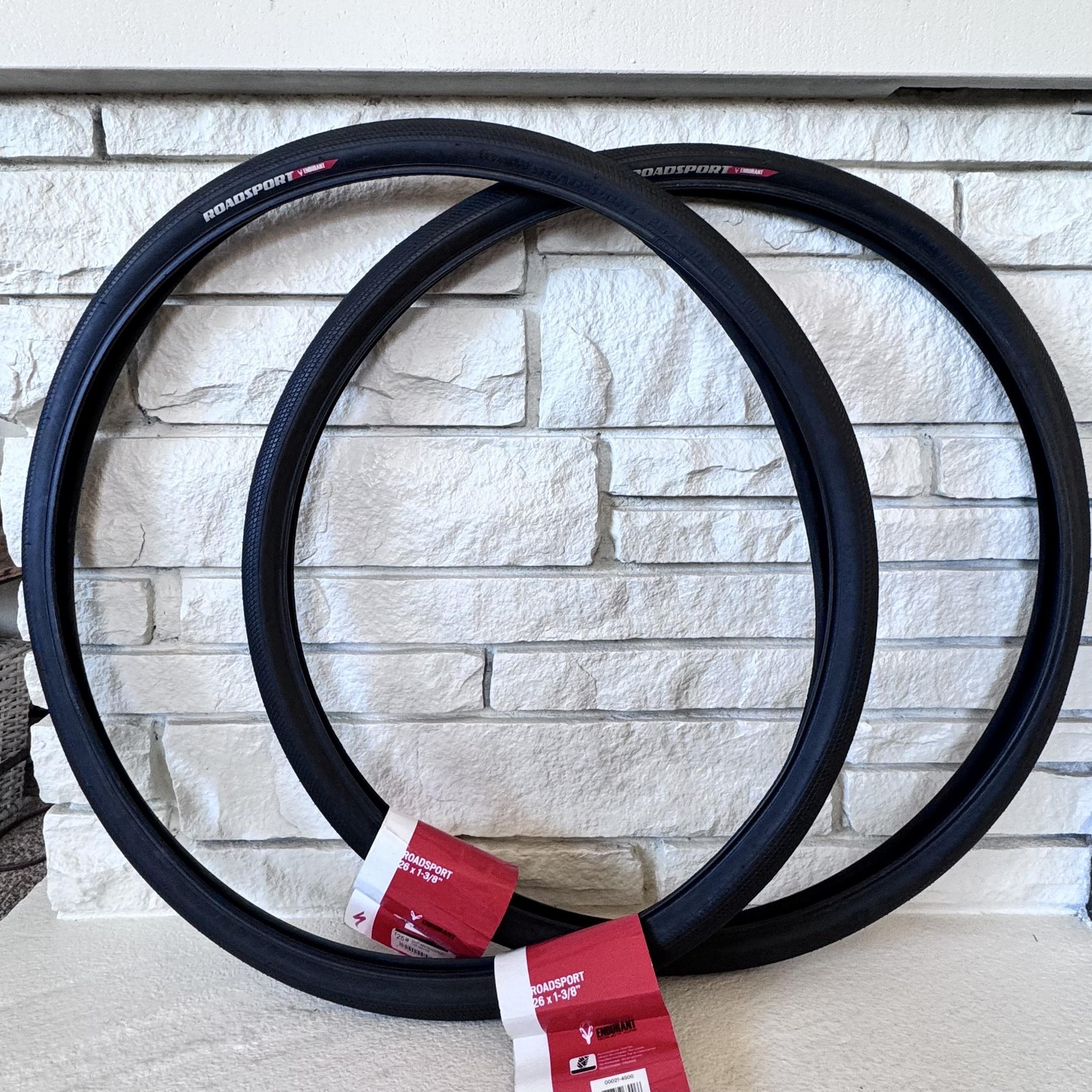 Specialized Roadsport 26x1-3/8 38-590 Road Bike Tires Pair Black Clincher T01