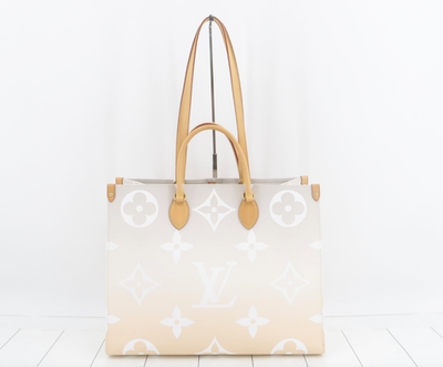 LIVE] Louis Vuitton On The Go GM By The Pool $2999