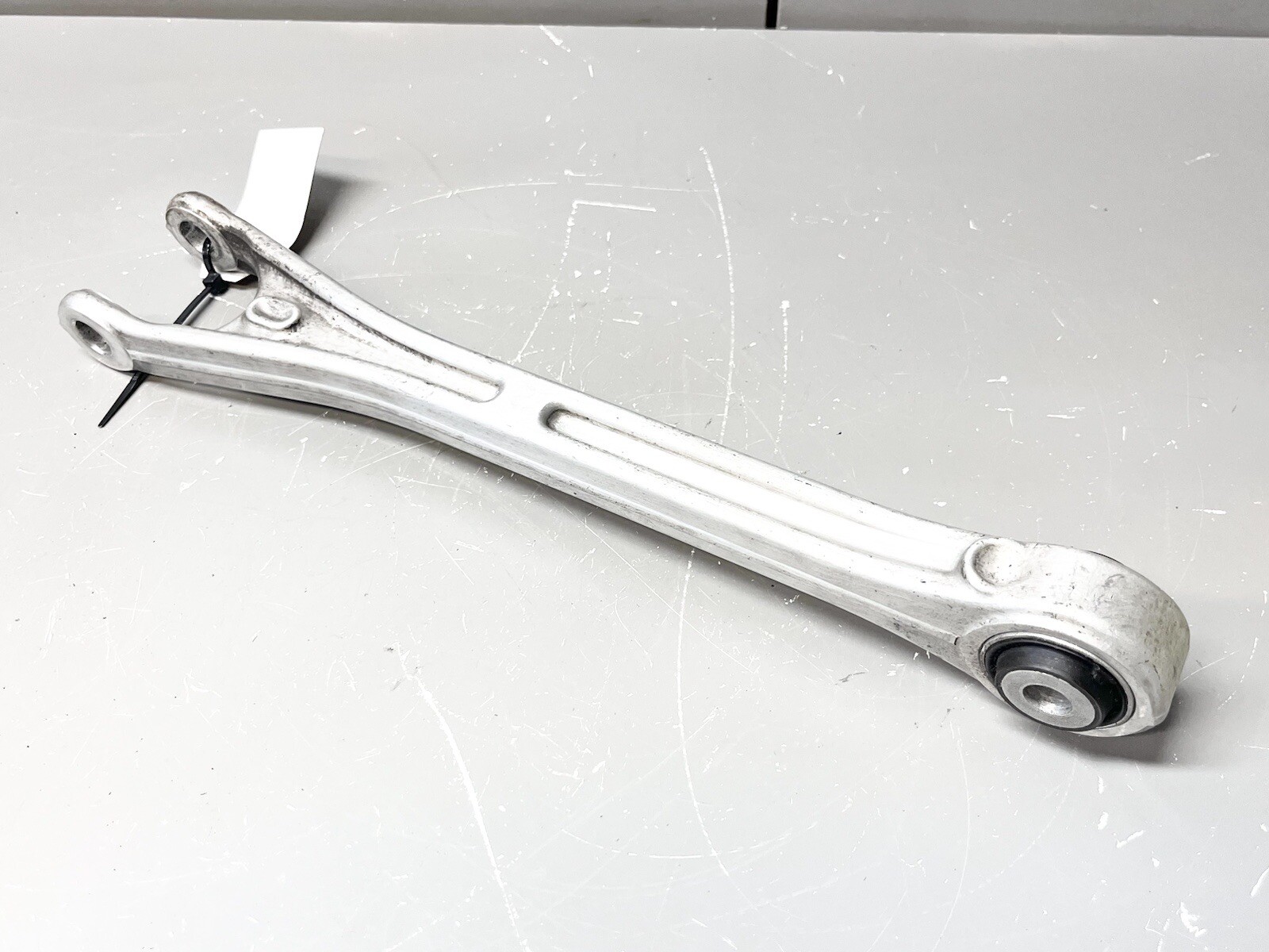 Maserati Ghibli 2014-2020 Rear Right Lower Control arm P/N 670002808