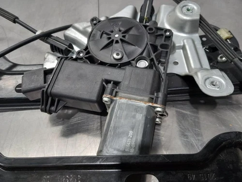 13350757 Elevalunas Delantero Izquierdo para OPEL ASTRA J BERLINA 5P 2014 434930 - Imagen 5 de 9