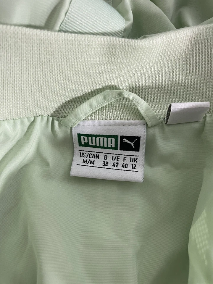 彪马极致褶边喷雾薄荷绿色衬里轰炸机夹克女式中号二手状况完好 — 第 4/4 张图片