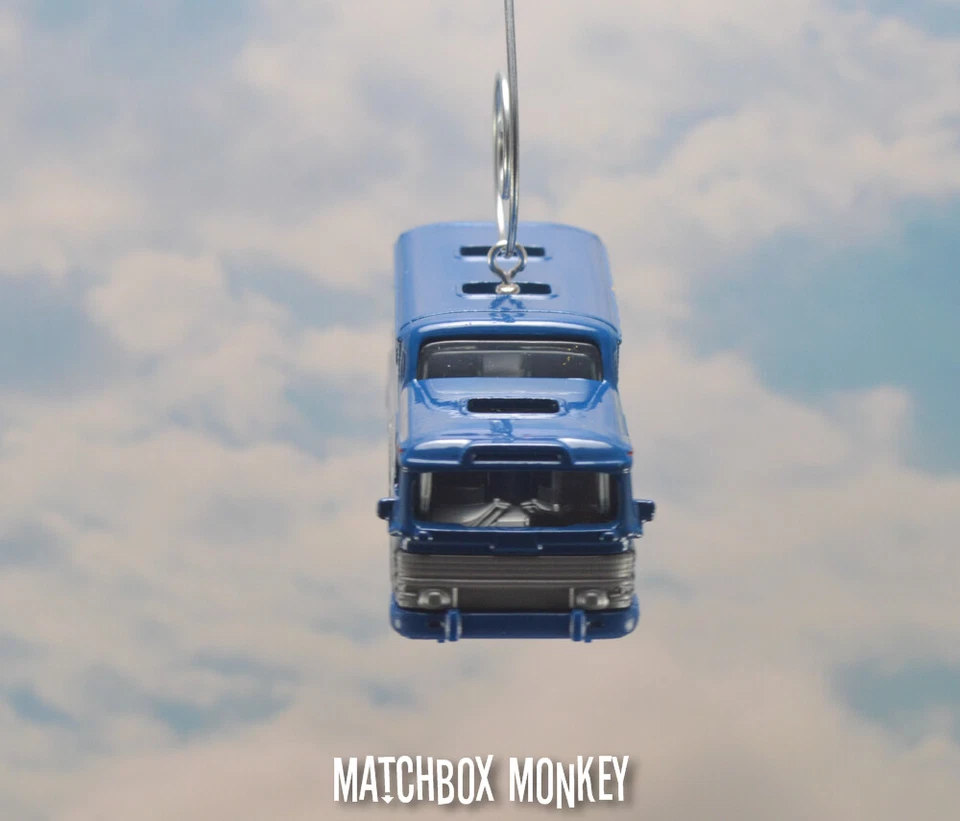 GMC Scenic Cruiser Bus Greyhound Cross Country Custom Christmas Ornament Adorno - Image 4 of 4