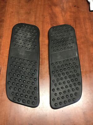 Use OEM Part Floor Mats Assembly For Jonh Deere L100 5Speed  Tractor w/42  Deck