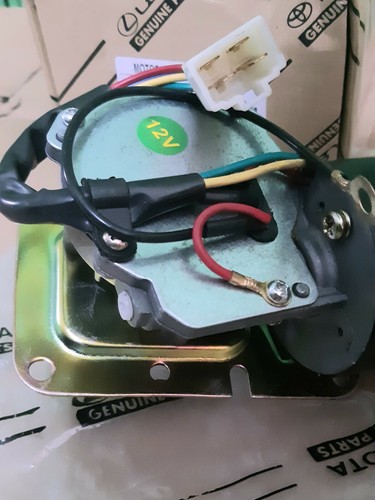 TOYOTA LAND CRUISER 40 SERIES FJ40 FJ45 BJ40 WINDSHIELD WIPER MOTOR ASSY (RHD) - Picture 6 of 11