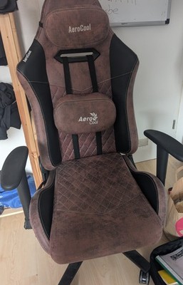 AeroCool Sitz Punch Rot