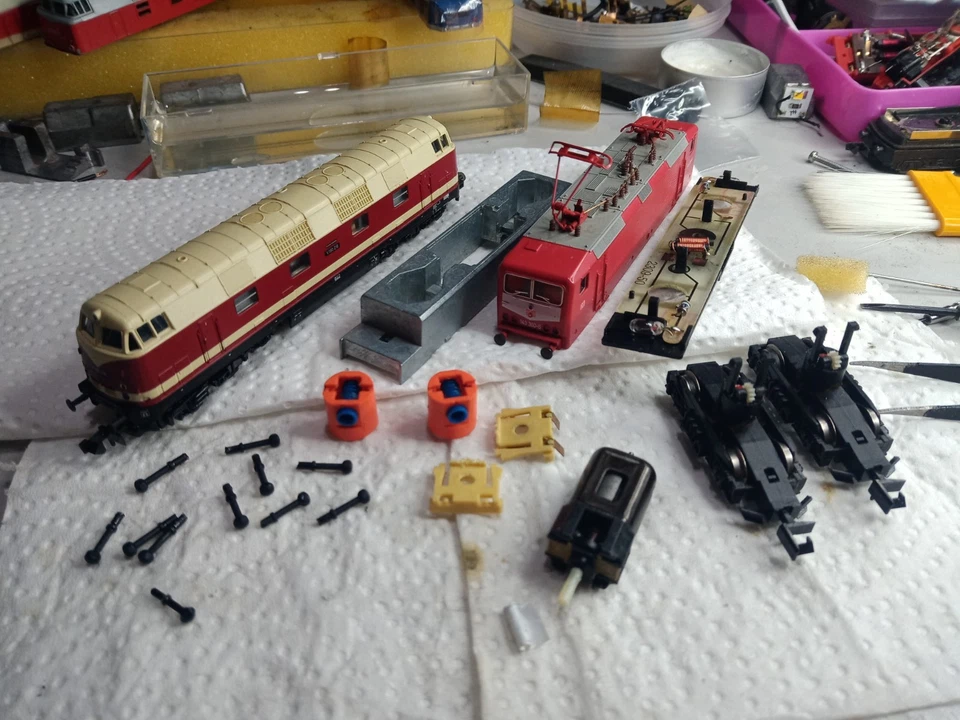 2 Stück BRAWA Kardanwellen für V 180 und BR 143 - Bild 2 von 3