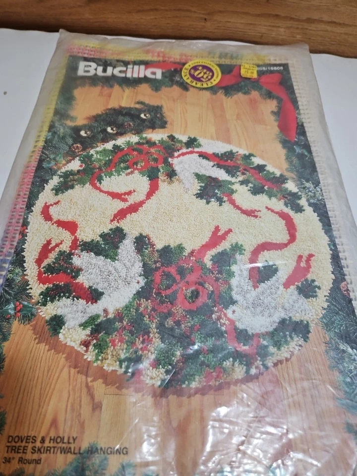 Bucilla Doves & Holly Tree Skirt/ Wall Hanging Latch Hook Canvas ONLY #16808 VTG - Image 3 of 4