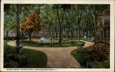 Court ~ Grand Union Hotel ~ Saratoga Springs New York fountain ~ 1920s postcard