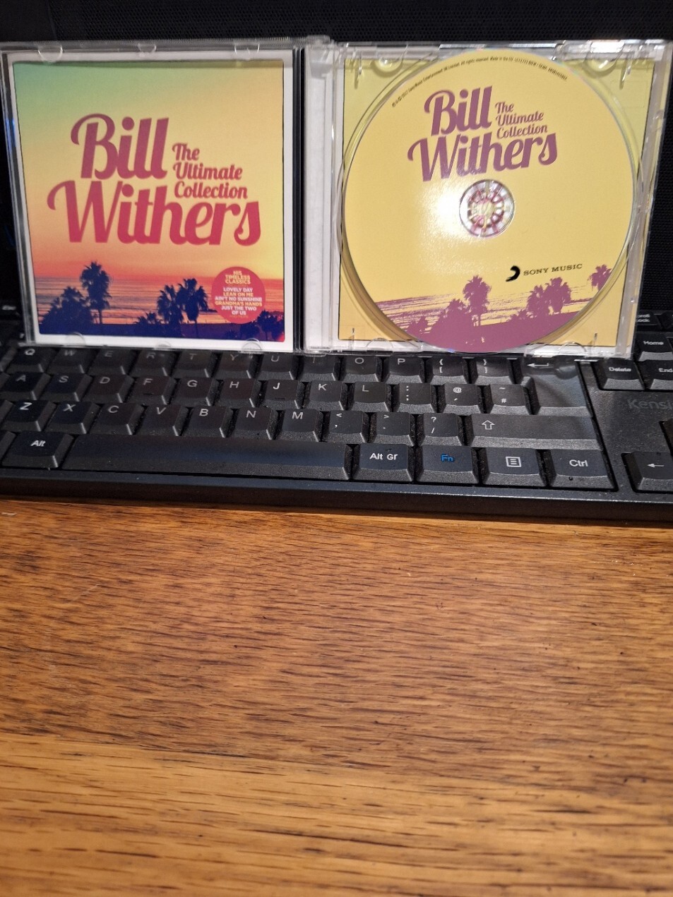 BILL WITHERS ULTIMATE VERY BEST OF 19 HITS EX CD LOVELY DAY LEAN ON ME NO SUNSHI