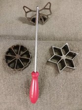 Vintage Red Wood Handle Rosette Mold Waffle Maker Iron With 3 Molds
