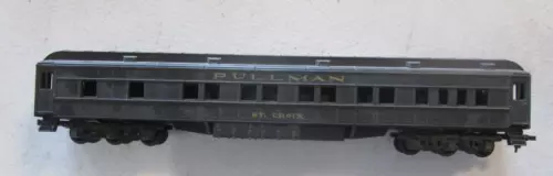 HO Scale Heavyweight Pullman Passenger Car by Athearn