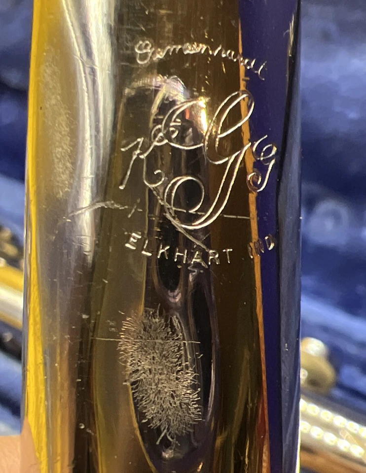 Flauta de plata Gemeinhardt con estuche rígido Elkhart, IND Foto 4 de 4