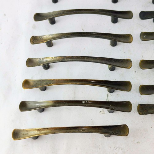 35 Vintage Amerock Antique Brass Drawer Cabinet Door Pulls 3" Center RD 1962 Lot - Picture 6 of 10