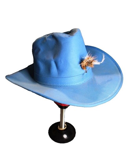 vintage hat Wrangler 70s？ Vintage 1970s Blue Denim Jean Cowboy Hat 6 7/8 The Wrangler Floral
