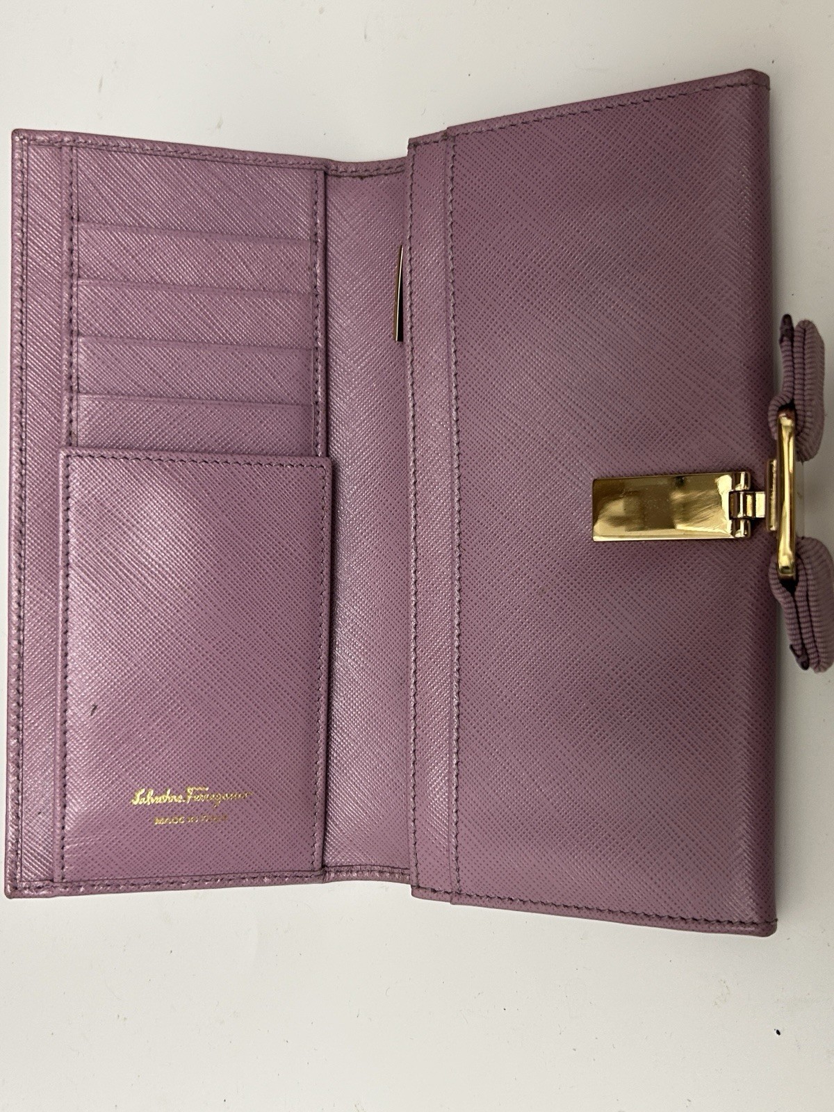 Salvatore Ferragamo Pink Solid Pattern Bow Logo A… - image 5