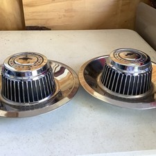 Gm Corvette 68-72 Viintage Cap Rally Cap With Bow Tie Top - Lot Of 2