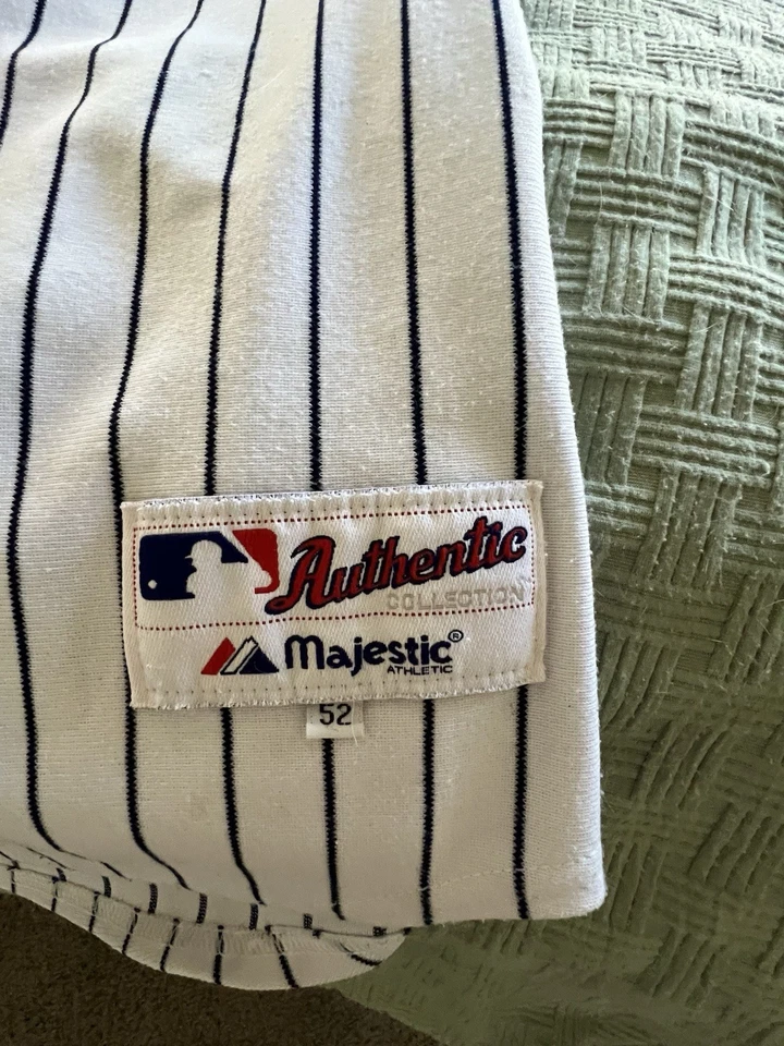 Auténtica camiseta vintage Derek Jeter #2 New York Yankees majestuosa sobre el campo 52 Foto 4 de 4