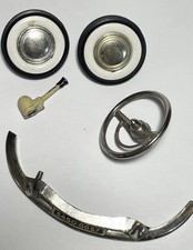 Jouet DS 19 gégé filoguidée  pieces detachées 2 roues volant pare choc levier