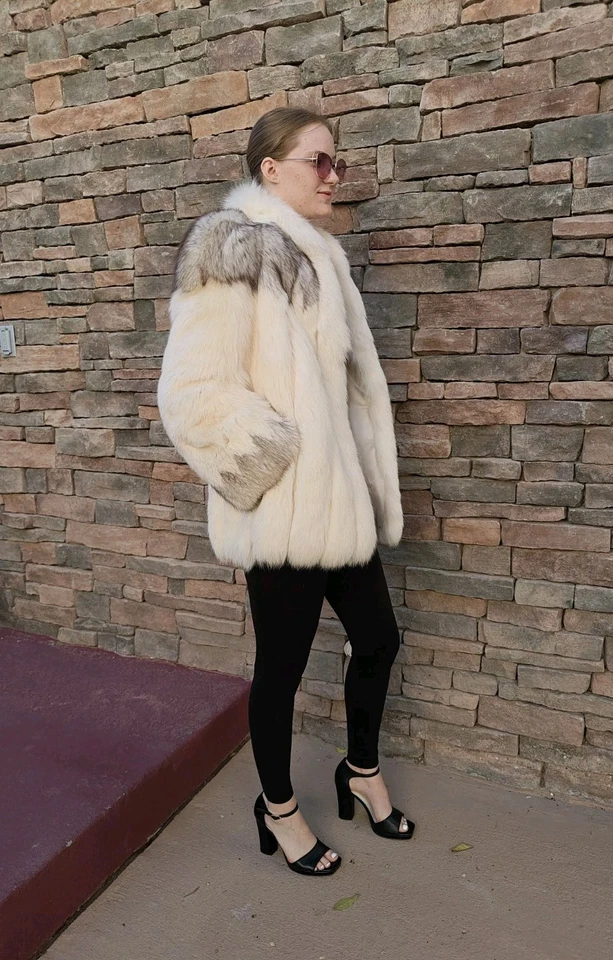 GENUINE RICH SAGA SHADOW FOX FUR COAT JACKET WOMEN'S SZ S LUSH THICK PELTS - Image 3 of 4