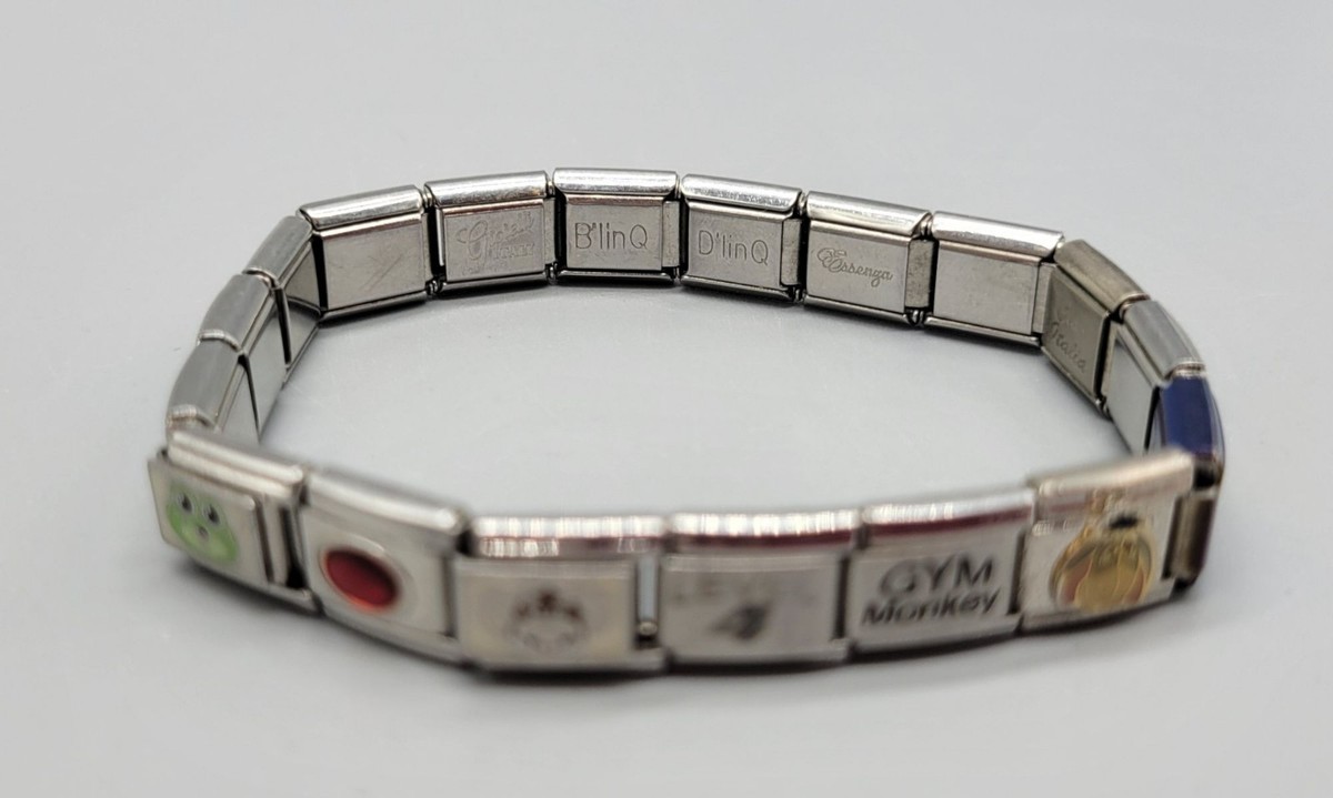 Vintage Silver Tone Italian Mix Charm Zoppini Stretch Bracelet B1A