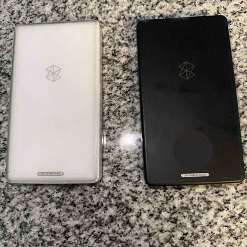 2-Microsoft Zune 30 Black /white 30 GB) Digital Media Player - Picture 6 of 6