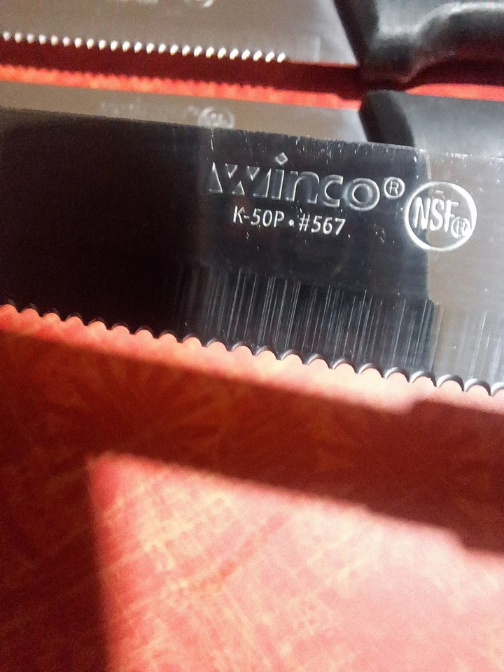 Cuchillos para carne de restaurante WinCo NSF Steakhouse mango negro 6 cuchillos  Foto 2 de 4