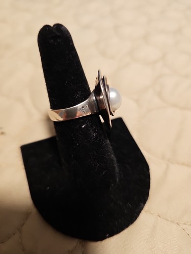 Silpada Sterling Silver .925 Lily Pearl Ring Size 7 R2121 Signed EUC Beautiful - Picture 3 of 10