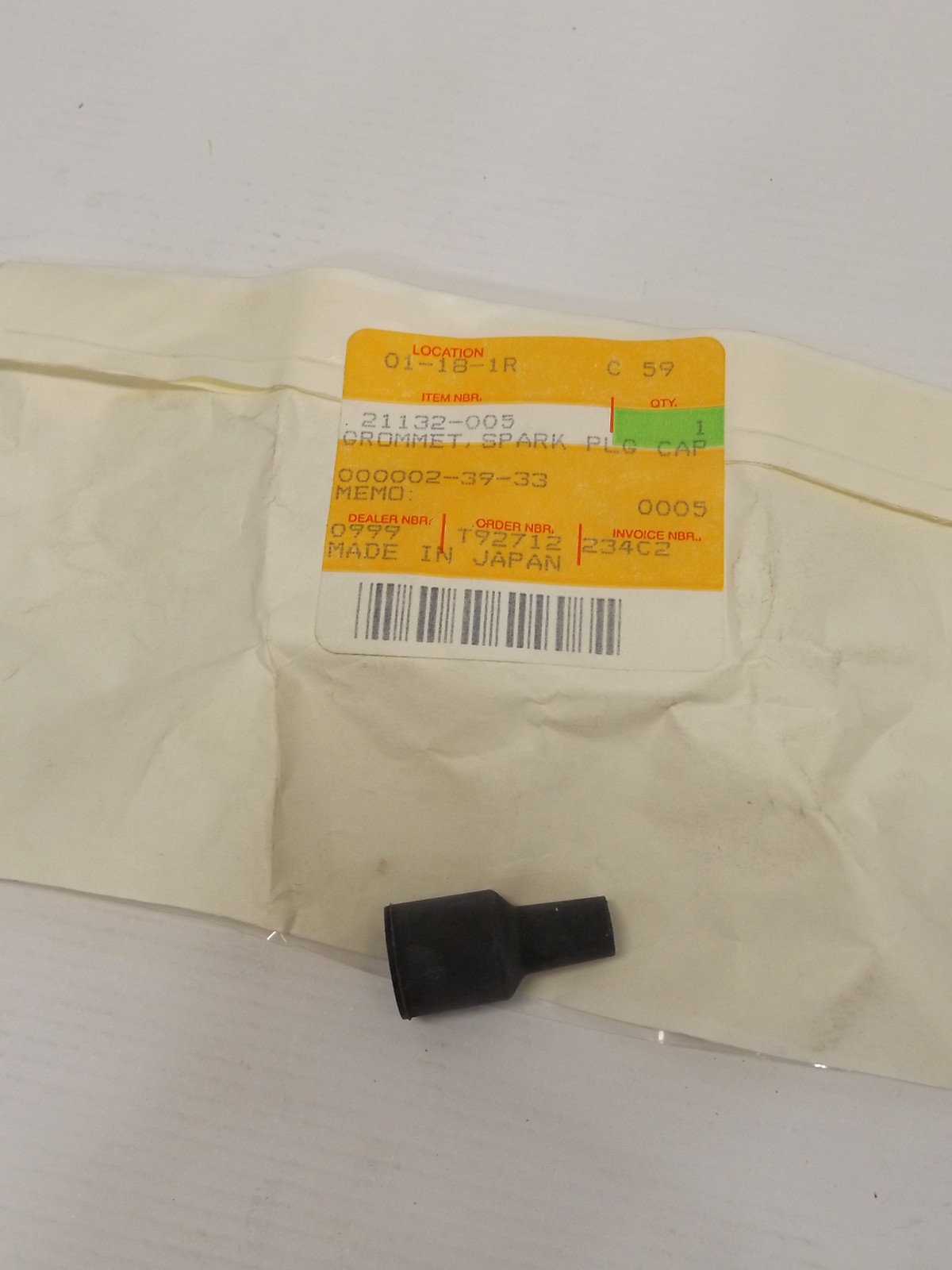 NOS KAWASAKI 21132005 SPARK PLUG GROMMET KLF185 KZ305 VN750 KE100 eBay