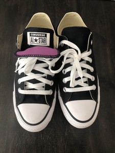 double tongue converse