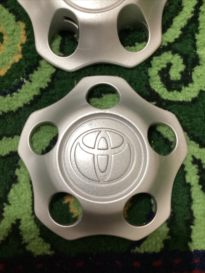 Toyota Tacoma Center Cap Hubcap 2001-2005 42603_04060 Repainted Silver 1piece - Image 4 of 4