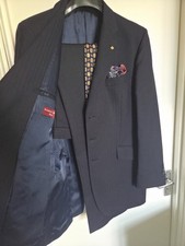 Bespoke tailored 3 button wool suit from Roderick Charles in Jermyn Street.  42R