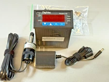 Digivac Model 215V Vacuum Process Gauge, Thermocouple Agilent 531 NPT Sensor