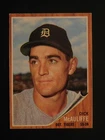 1962 Topps Baseball Card #527 Dick McAuliffe (EX/EX+)