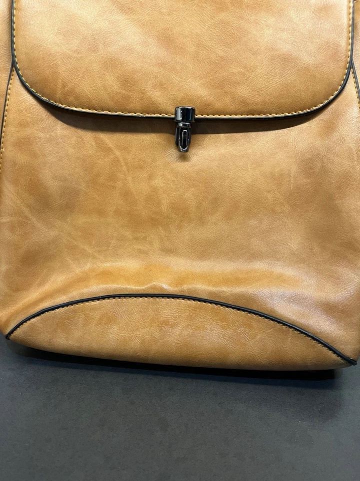 Mochila/cartera de hombro Wink Kangaroo de cuero PU marrón. Foto 4 de 4