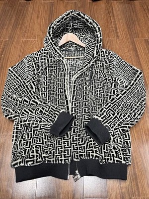 USED BALMAIN OUTERWEAR, RARE, EXCELLENT CONDITION. VERYGOOD
