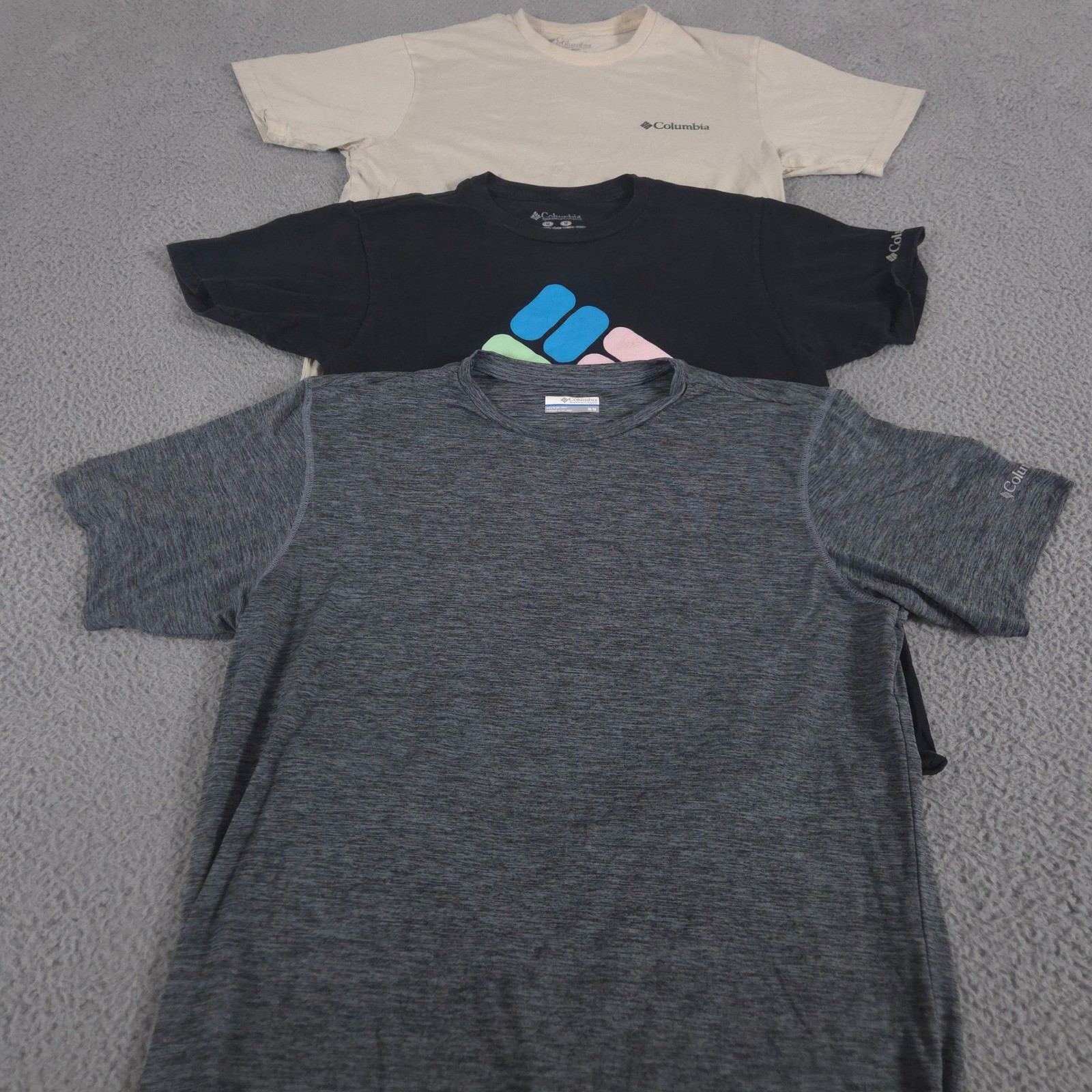 LOT OF 3 Columbia Shirt Mens M Tan Black Gray Graphic Performance Tee Multi