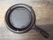 Wagner Ware Crepe-Ette Master 8" Cast Iron Pan, Restored
