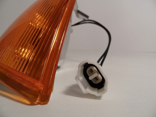 NEW! OEM VALEO Front RIGHT Turn Signal Light for SUZUKI Swift/Justy 1996--> - Picture 7 of 9