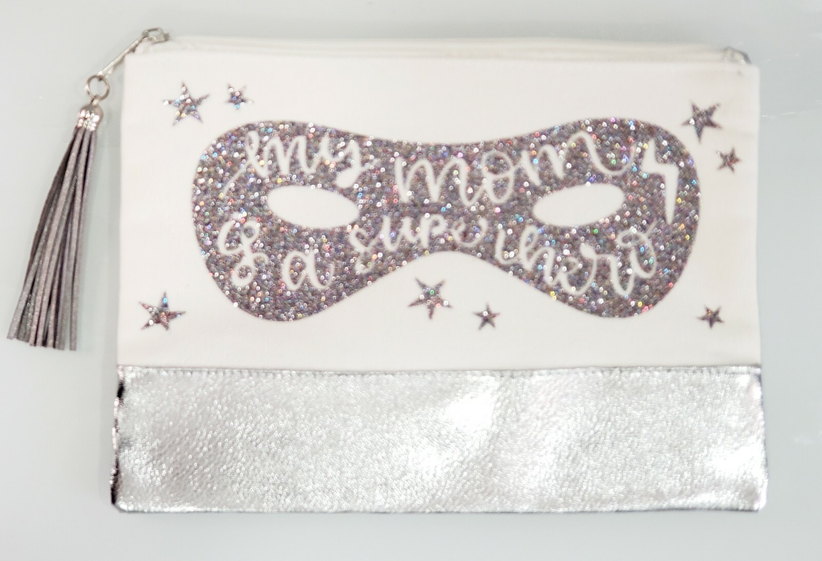 Makeup Bag My Mom is a Hero-image