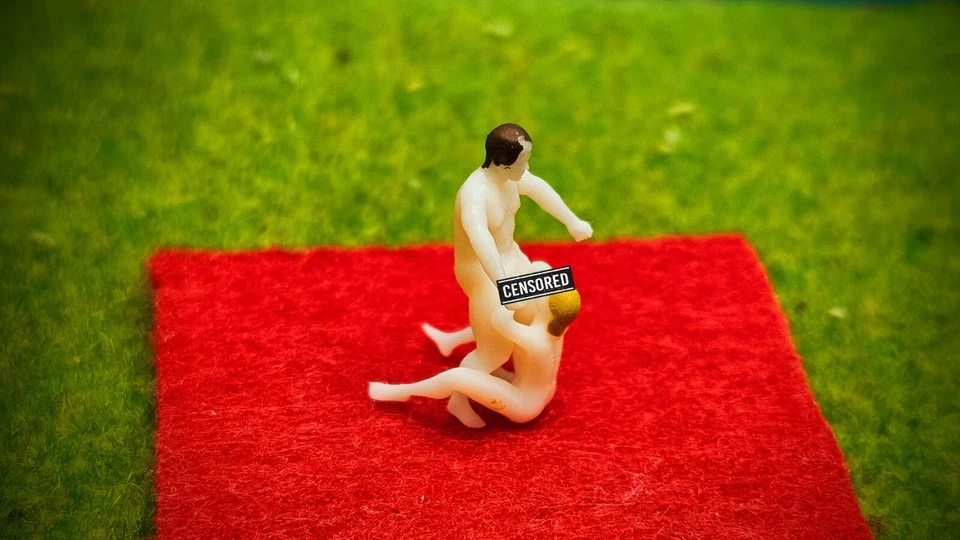 1:45 verschiedene Sexy Szenen Liebespaar Figuren Diorama Modellbahn Liebe (1/43) - Bild 4 von 4