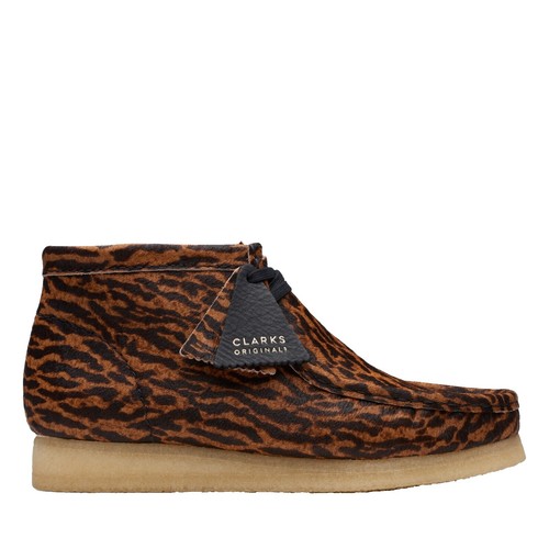 Clarks Wallabee Moccasin Shoes Paisley Brown Bandana Print  display picture 2