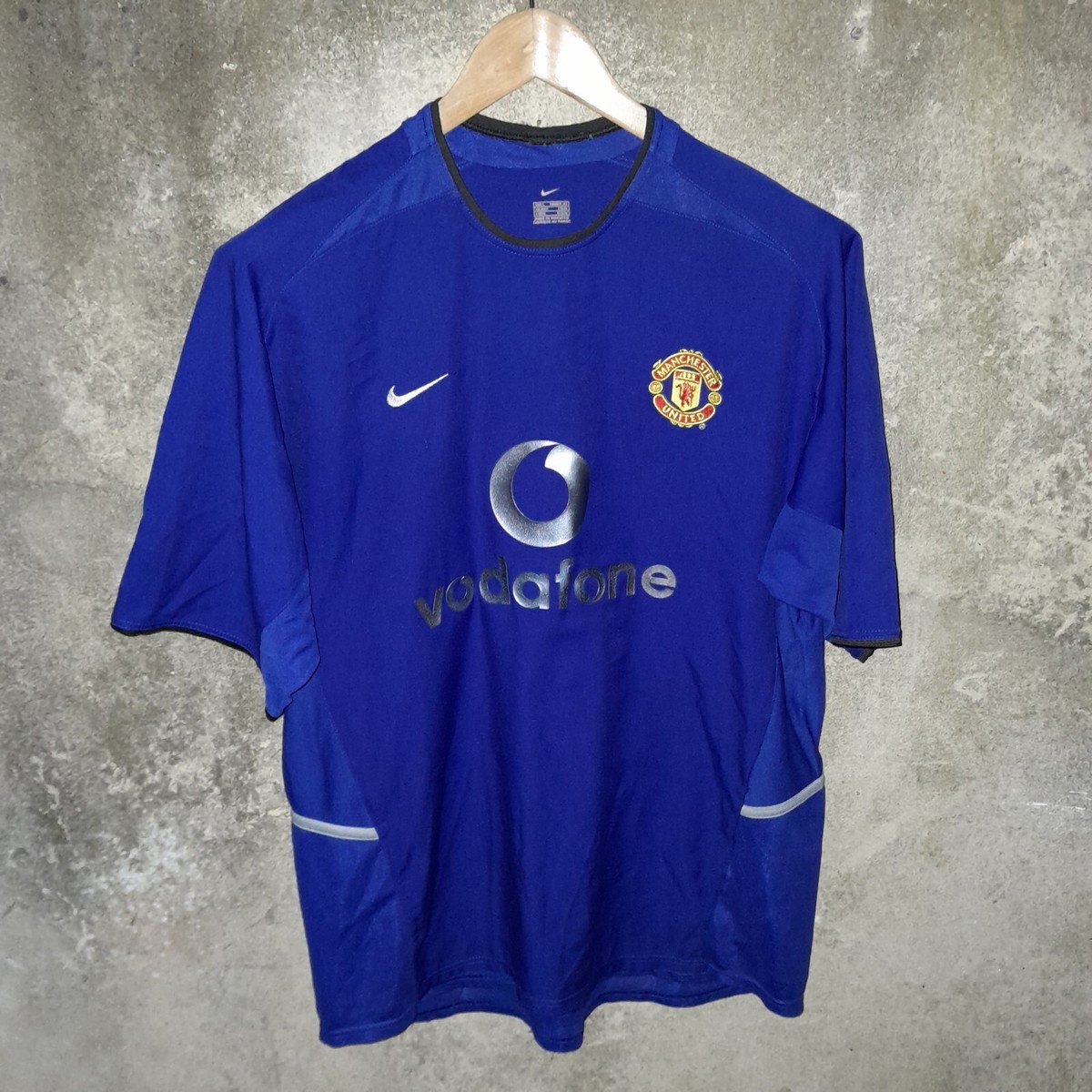 Manchester united 2002〜03 記念tシャツ Manchester United 2002-03 3rd football jersey / shirt. Large